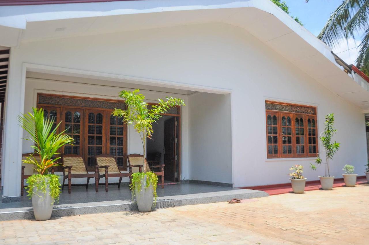 Restwell Homestay Дамбулла Экстерьер фото